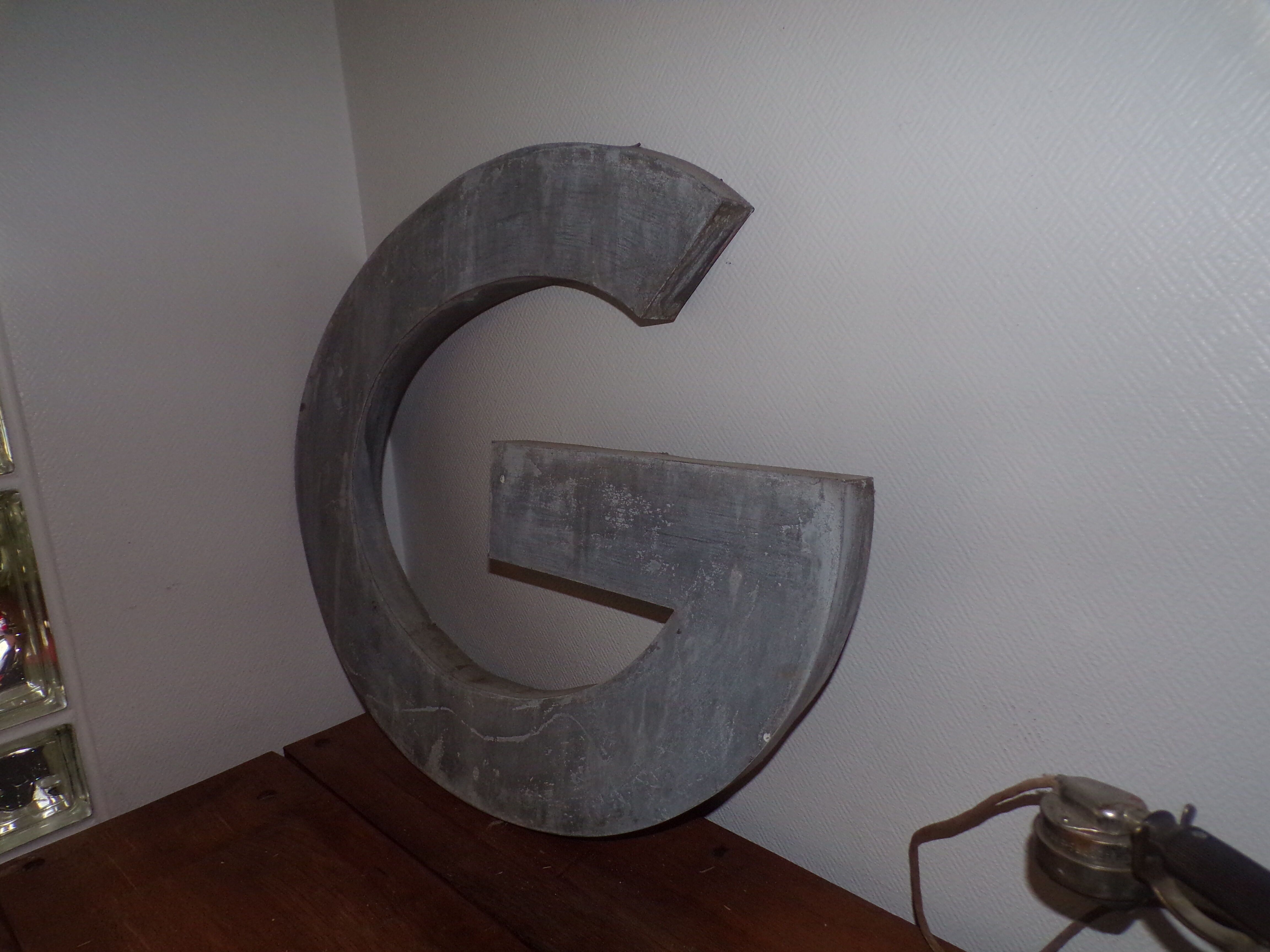Letter G of zinc 60 cm sign