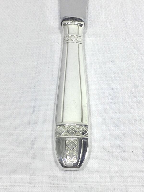 Le Mondial – 12 couteaux en métal argenté Grand Prix