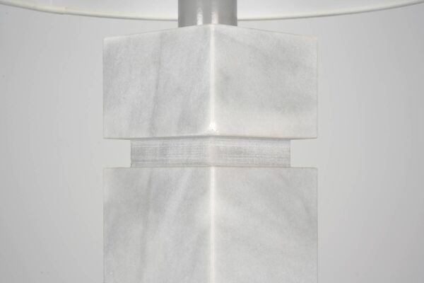 Lampe en marbre de Carrare massif circa 1970