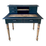 Renovated office secretary