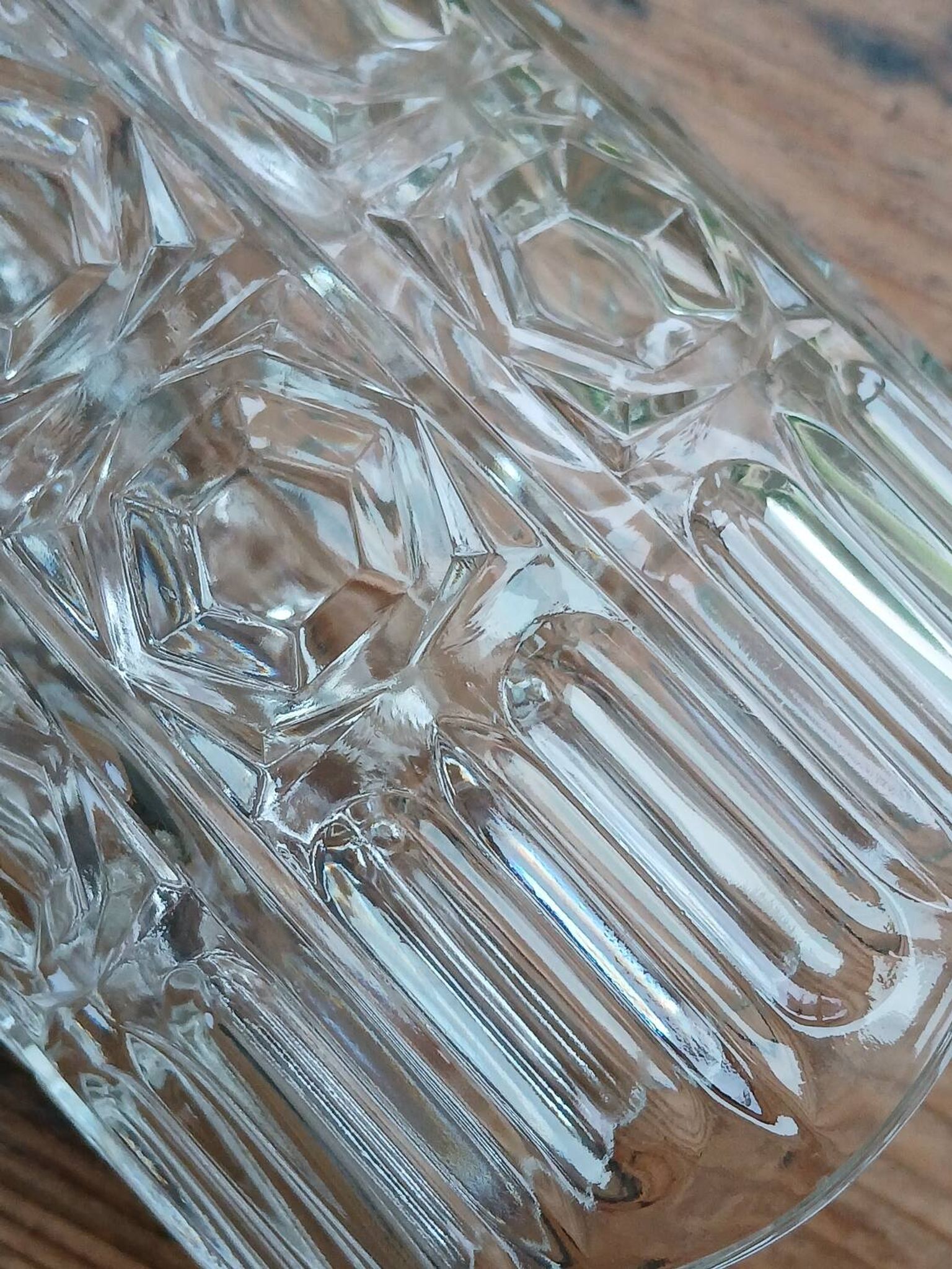 Vase en verre, motif "octogones"