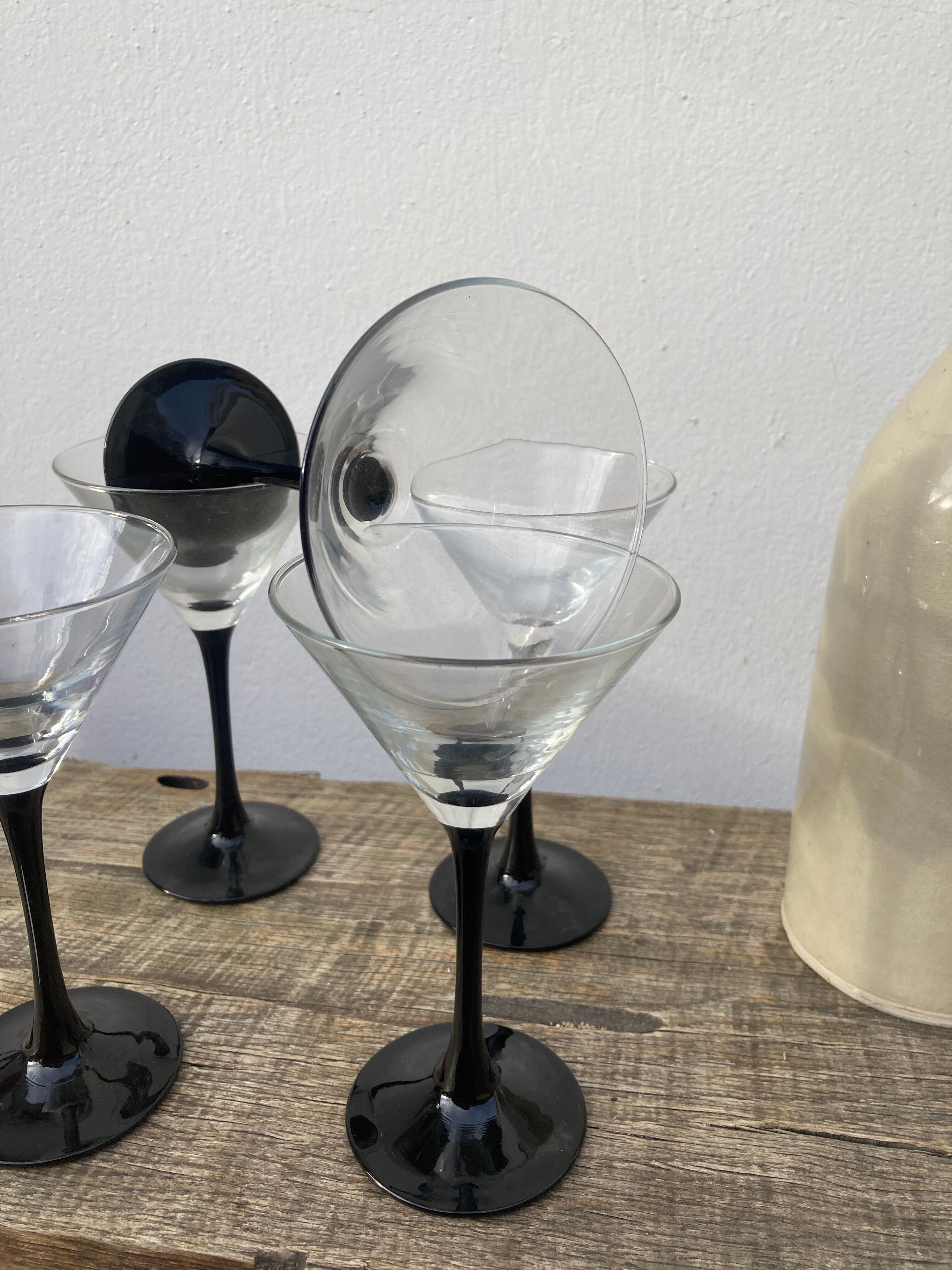 6 verres à martini ou cocktail noir coupes vintage