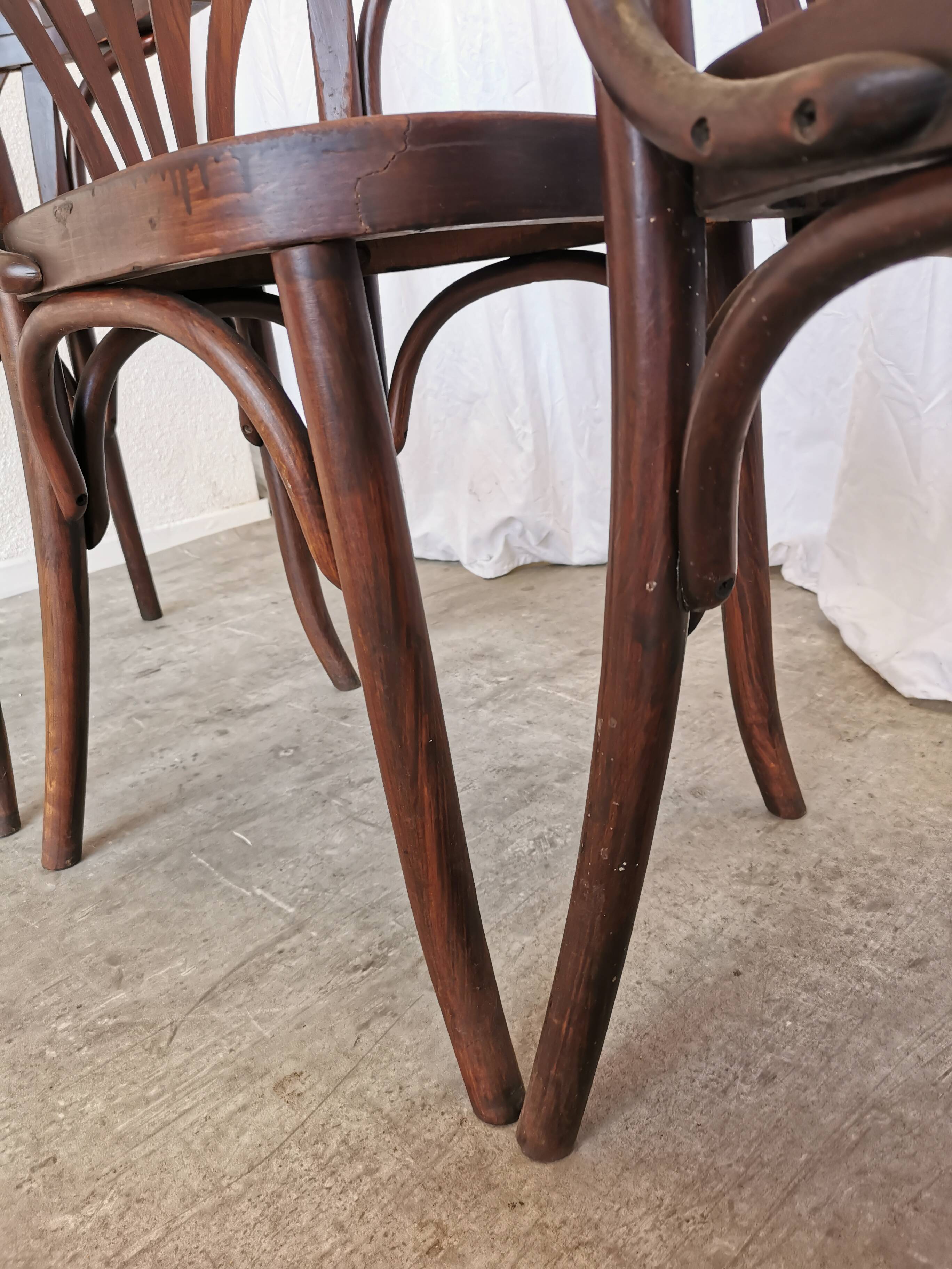 Set of 4 Vintage Bentwood Dining Chair: Mid-Century Thonet Style Armchair