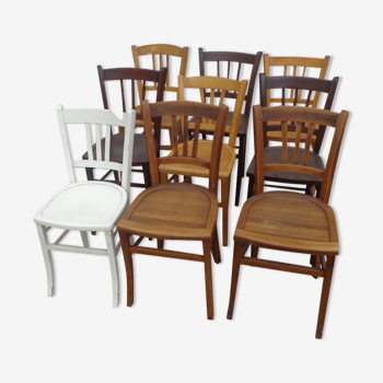 Set de 9 chaises bistrot dépareillées