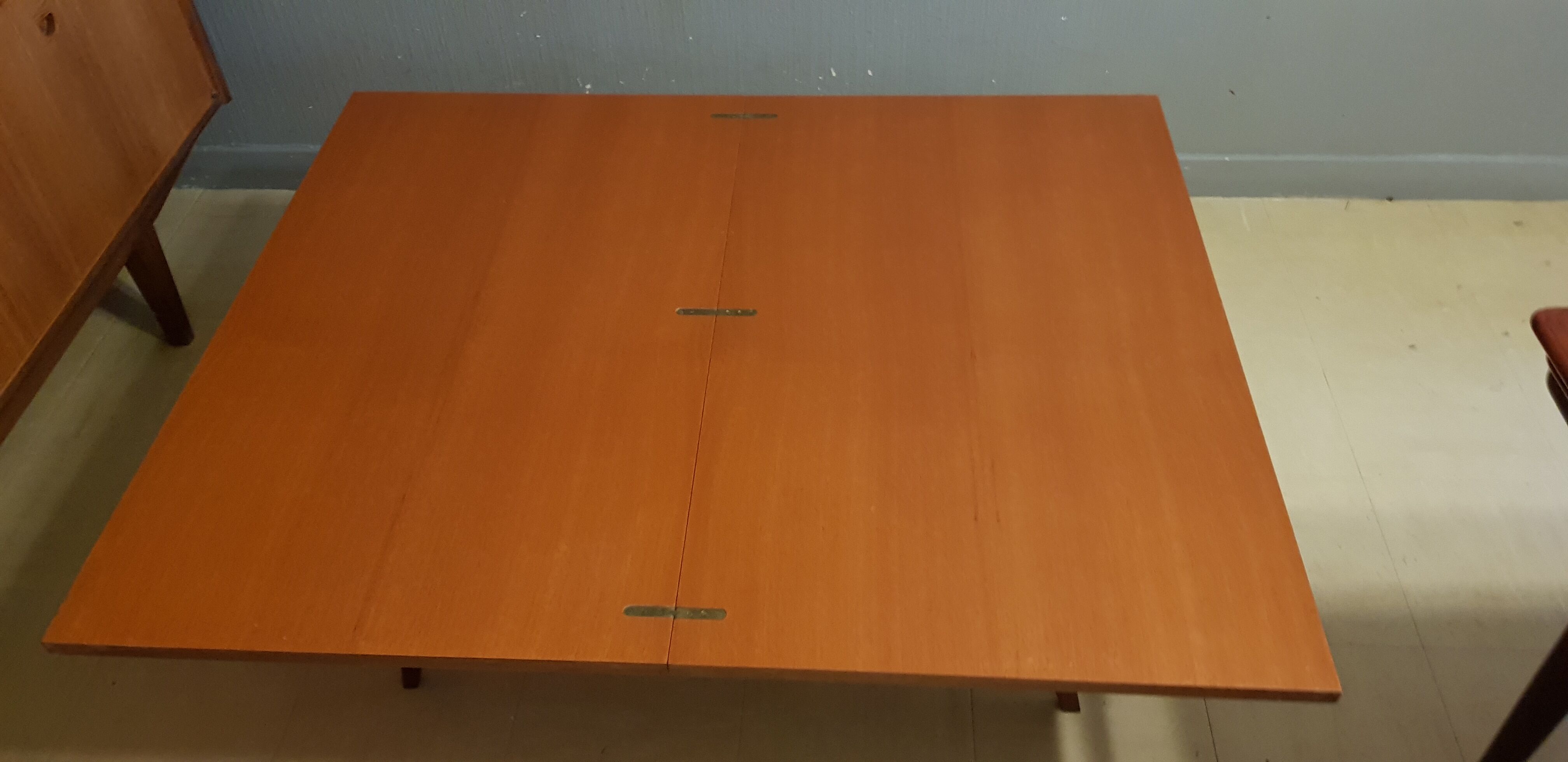 Table "junior revelation" Albert Ducrot for Ducal 1950