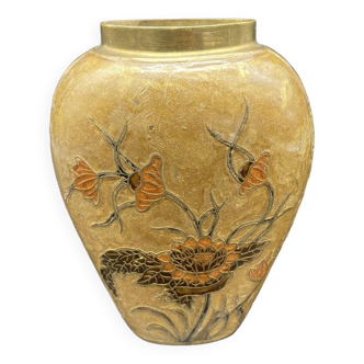 Vase, forme oblong, laiton massif, couleur bronze, émail cloisonné, décor floral, fleur, orange