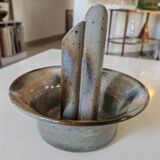 Stoneware flower vase