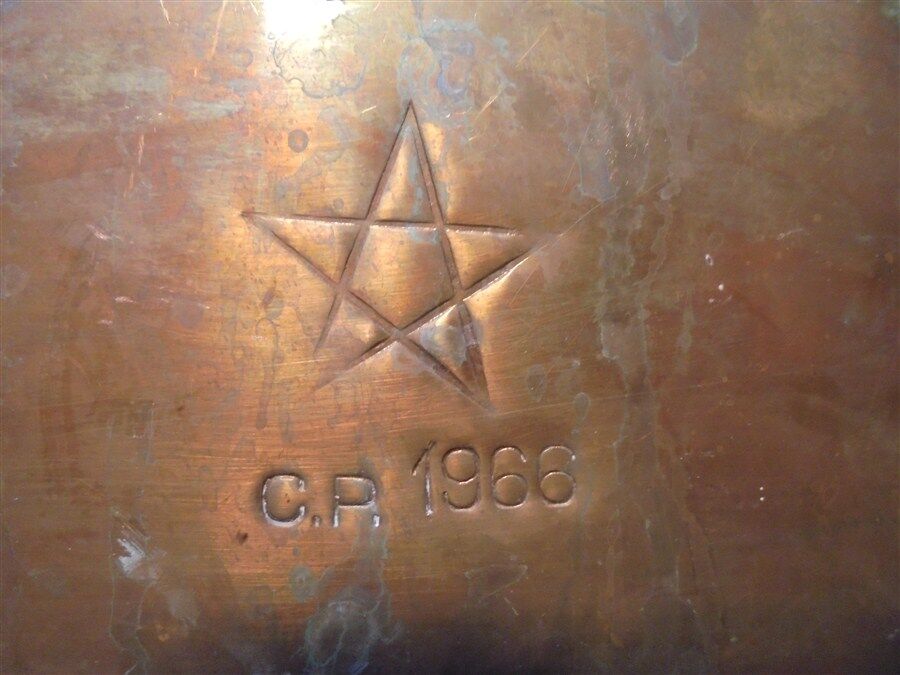 Planter in copper