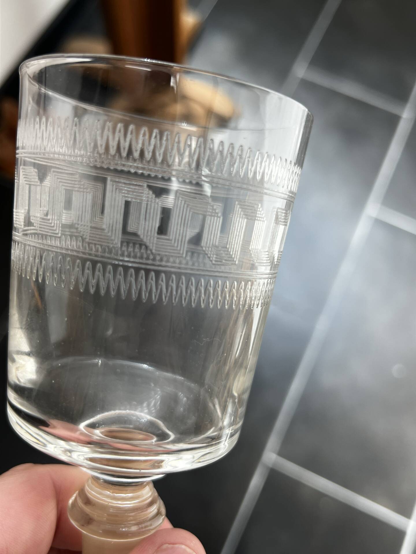 6 verres modèle frise à la grecque - 1890/1910