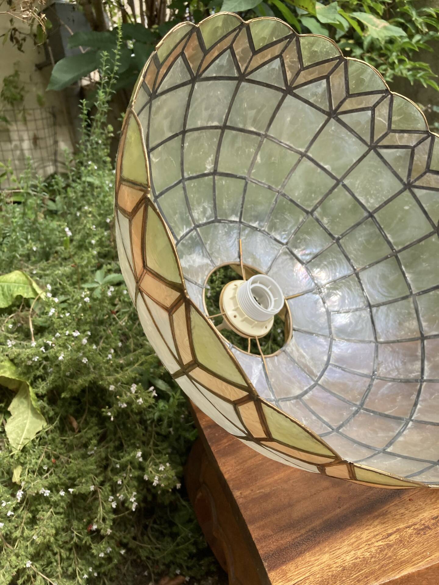 Suspension en nacre Art Nouveau