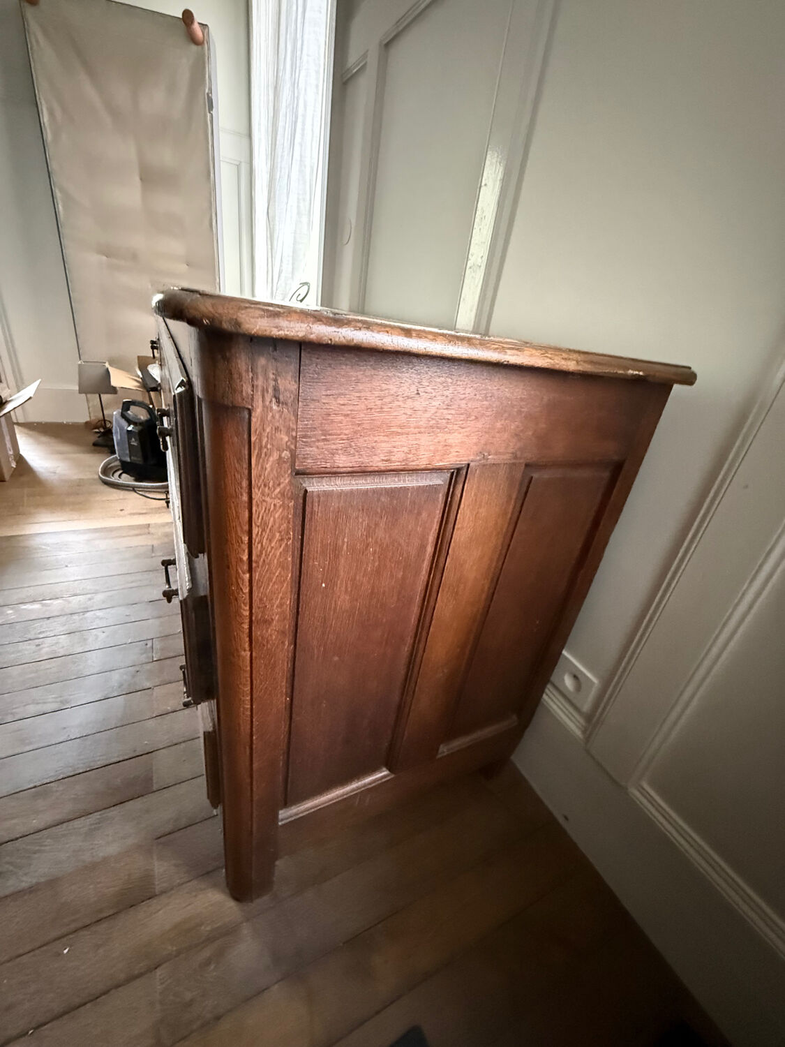 Large Louis-Philippe chest of drawers in solid oak - 140 cm