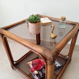 Table d'appoint vintage rotin et verre fumé années 70