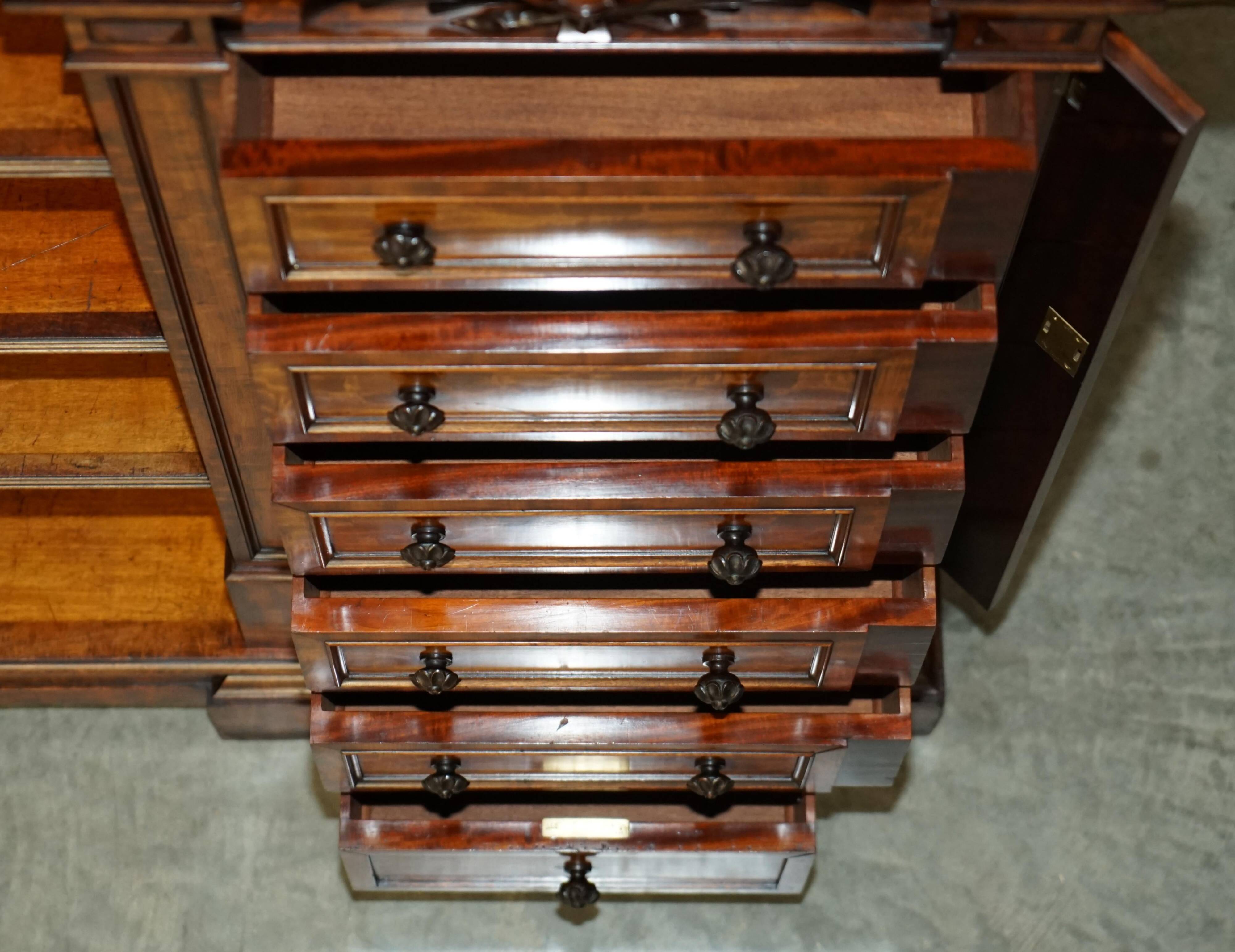 Wellington Antique Furniture 1830 in Flamed Wood