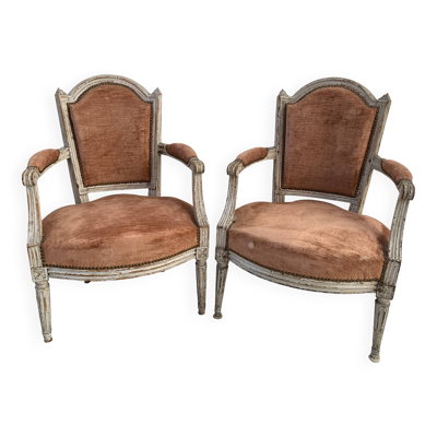 Paire de fauteuils de style Louis XVI en hetre patiné XIX siècle