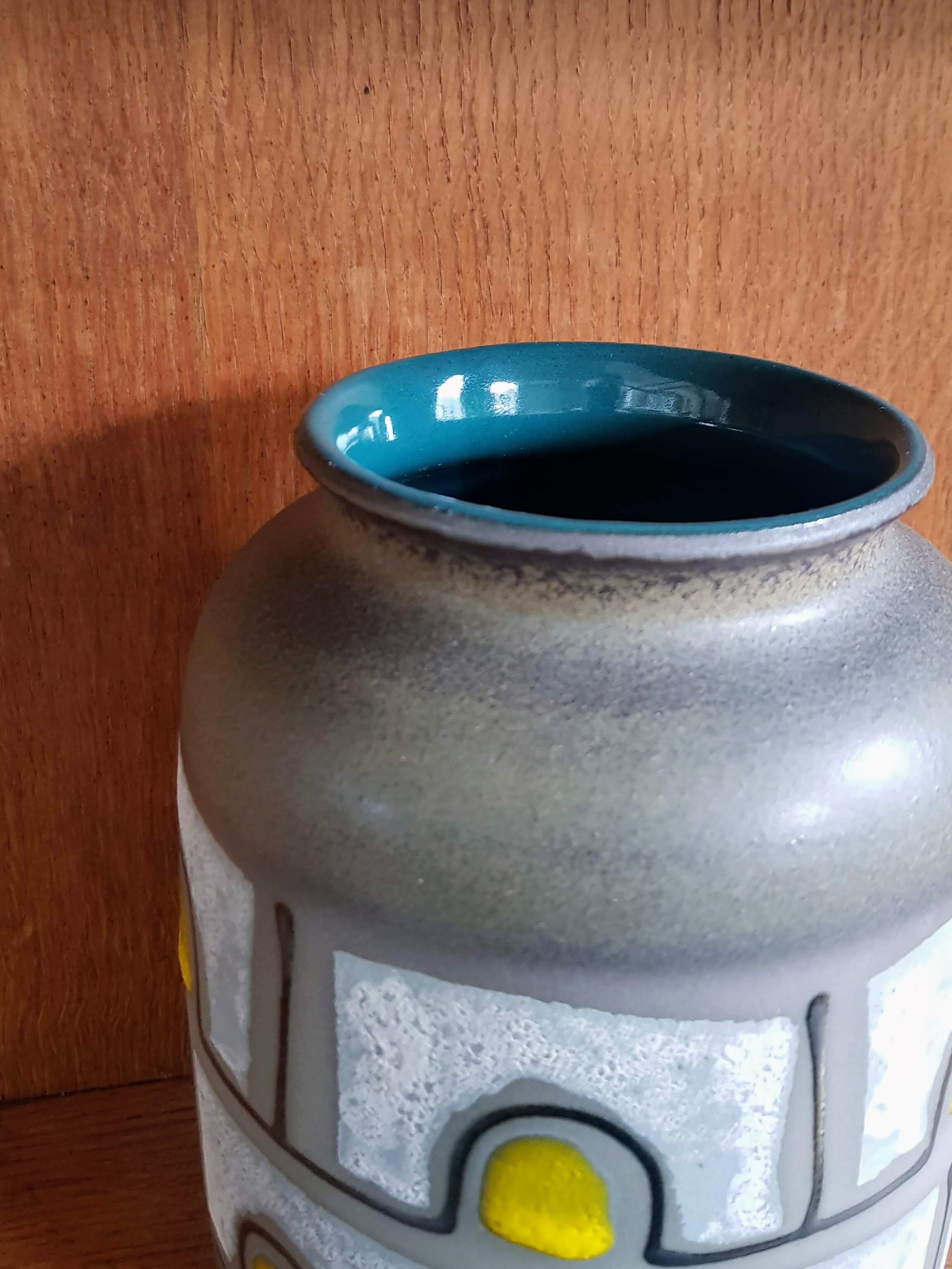 Vintage Ceramic Vase with White and Yellow Pattern - 1960s - Mid-Century Modern - Austria