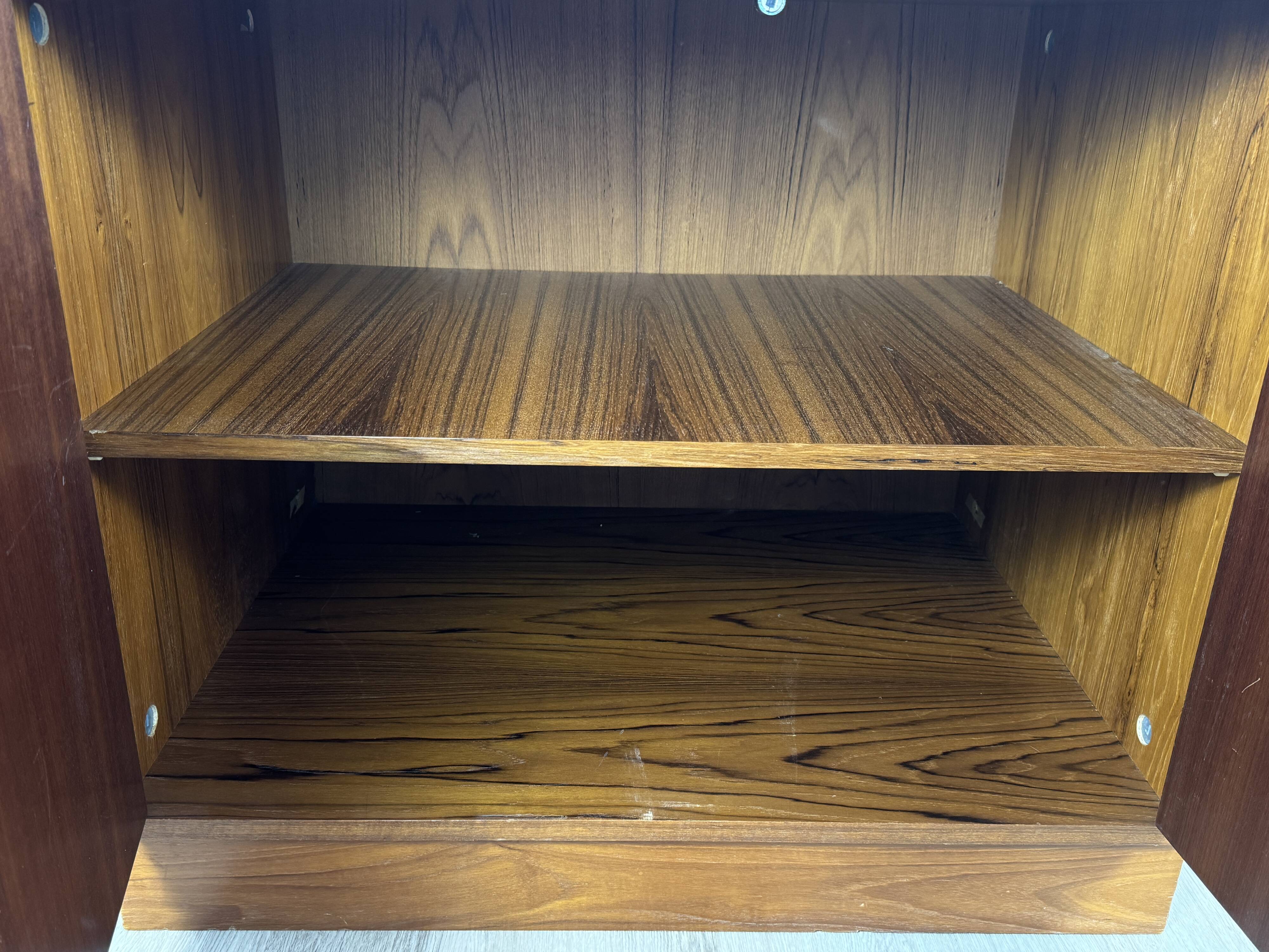 Buffet bas 2 portes teck — années 60/70