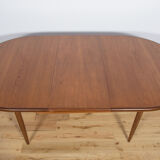 Mid-Century Oval Dining Table in Teak from G-Plan, 1960s
