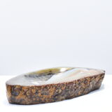 Empty pocket agate mineral slice