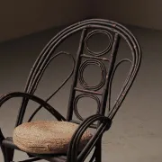 Fauteuil sculptural en bois courbé , Art Populaire, vers 1900