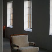 Danish two-seater canapé from the early 20th century in merino wool and wood, 1930s.