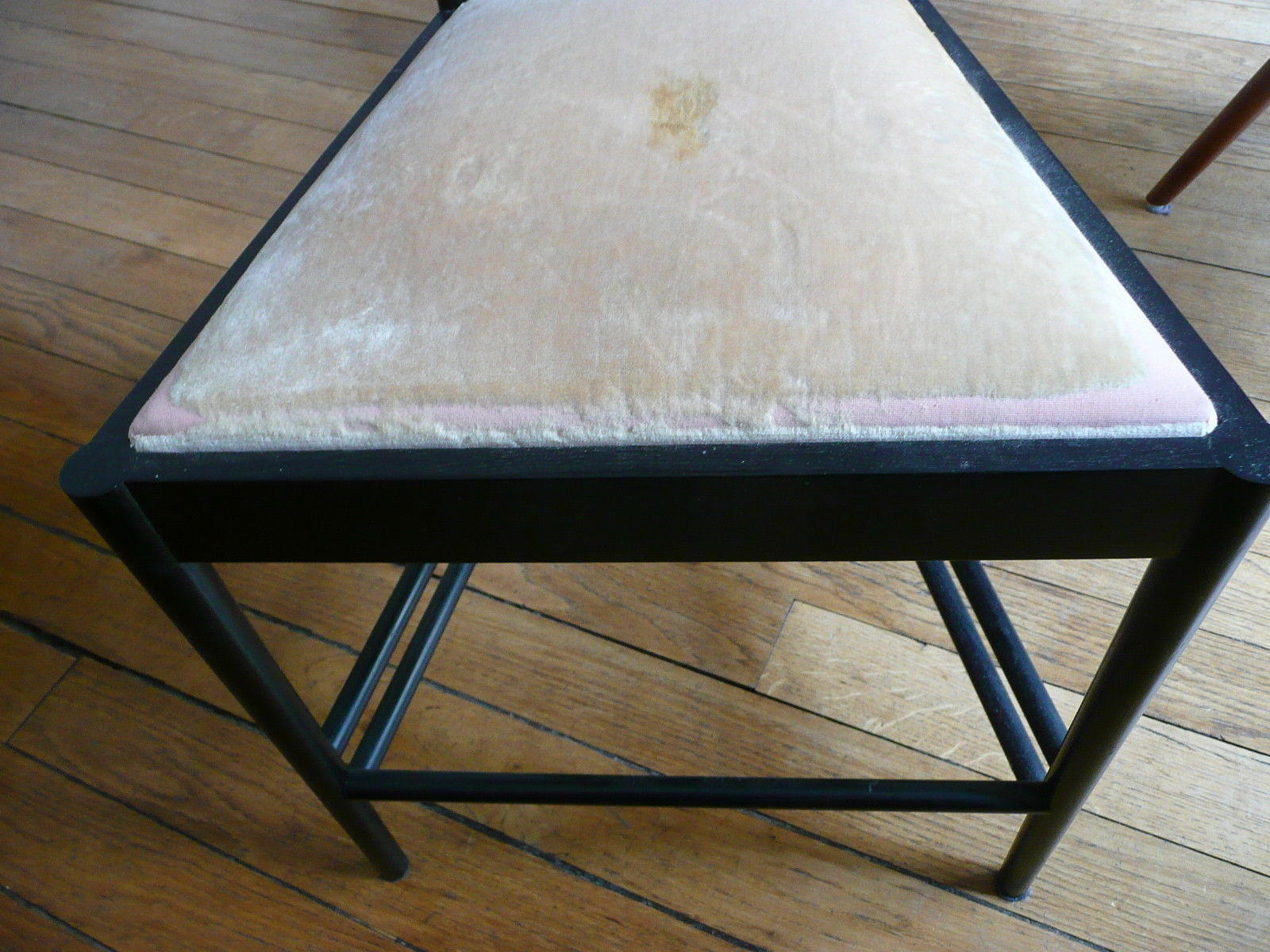Hill House chair by Charles Rennie Mackintosh in Cassina edition