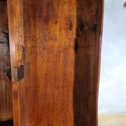 Petite commode Louis Philippe en noyer