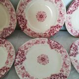 Assiettes plates anciennes faïence de Lunéville KG modèle " Lierre ".