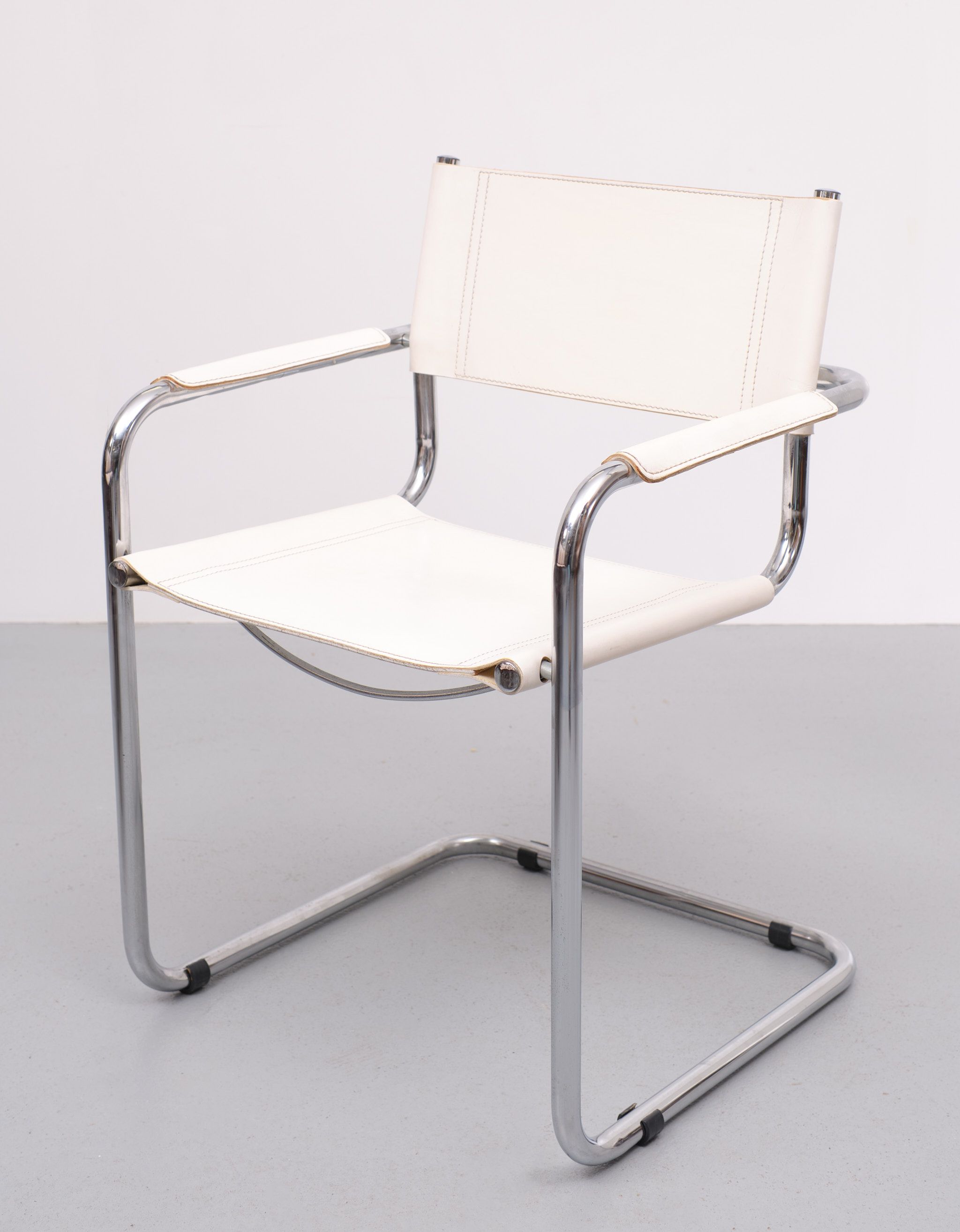 Bauhaus White Leather Arm Chair Matteo Grassi 1970s Italy