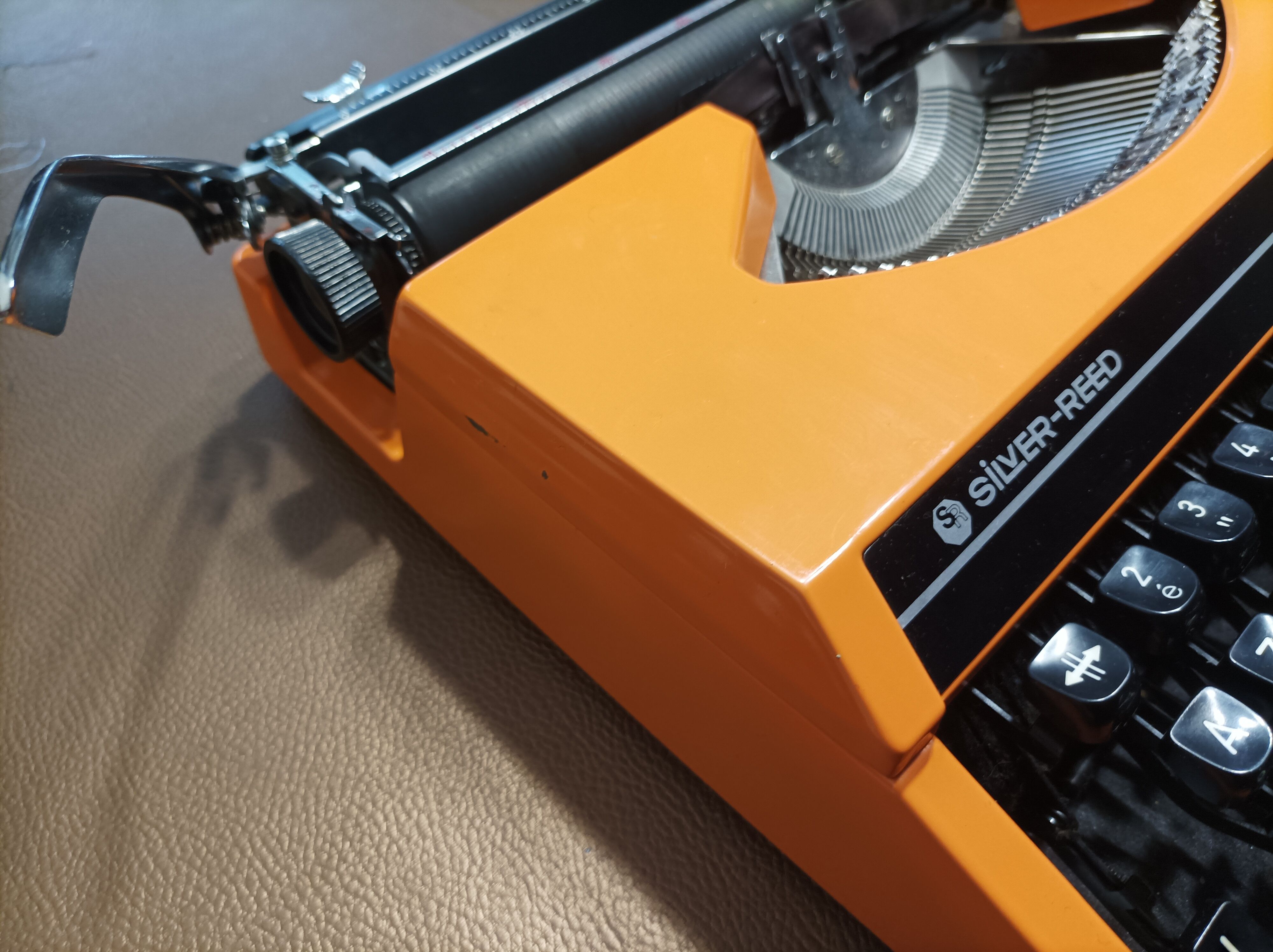 Silver Reed Silverette S Orange typewriter