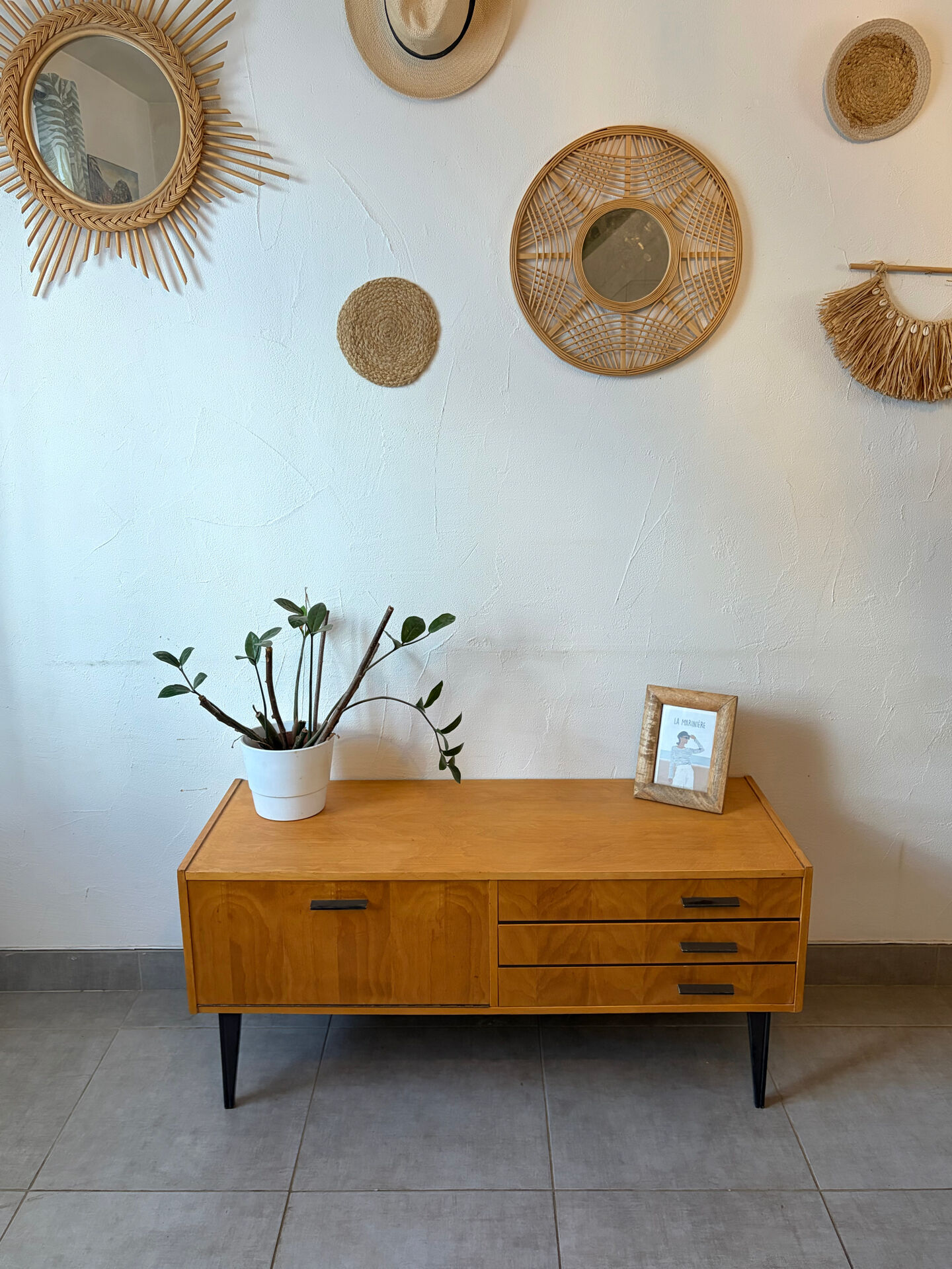 Enfilade vintage TV unit from the 1960s.