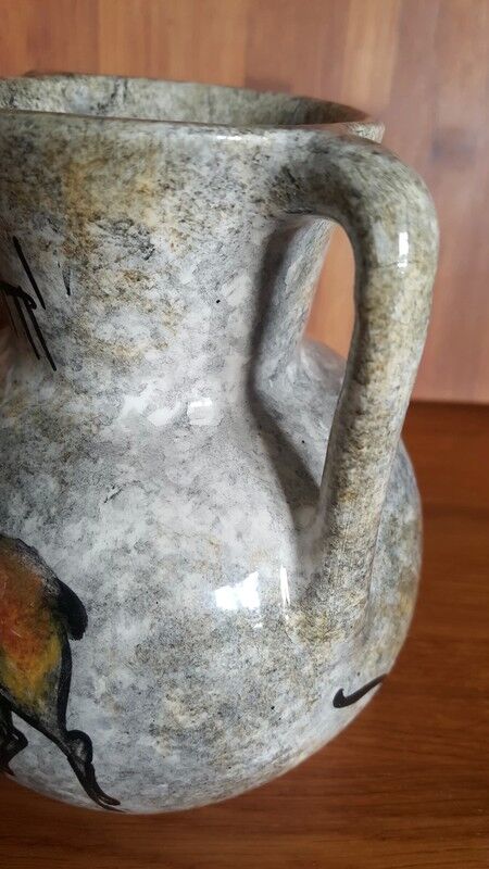 Vintage ceramic vase rock decoration