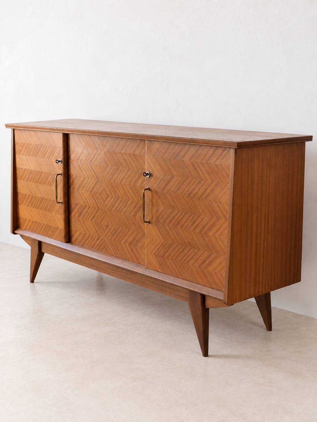 Teak enfilade with herringbone pattern from the 1950s.
