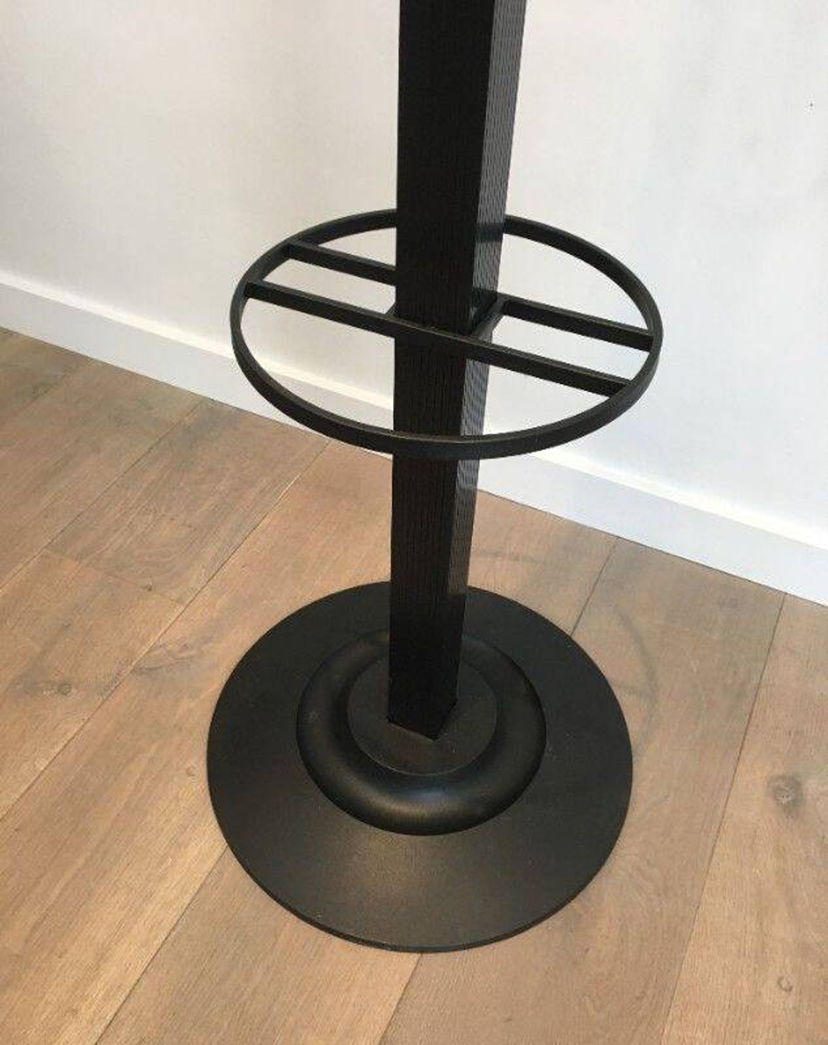 Michele De Lucchi & Tadao Takaichi for Kartell. Black plastic coat rack "Segmenti". Italy. 1989
