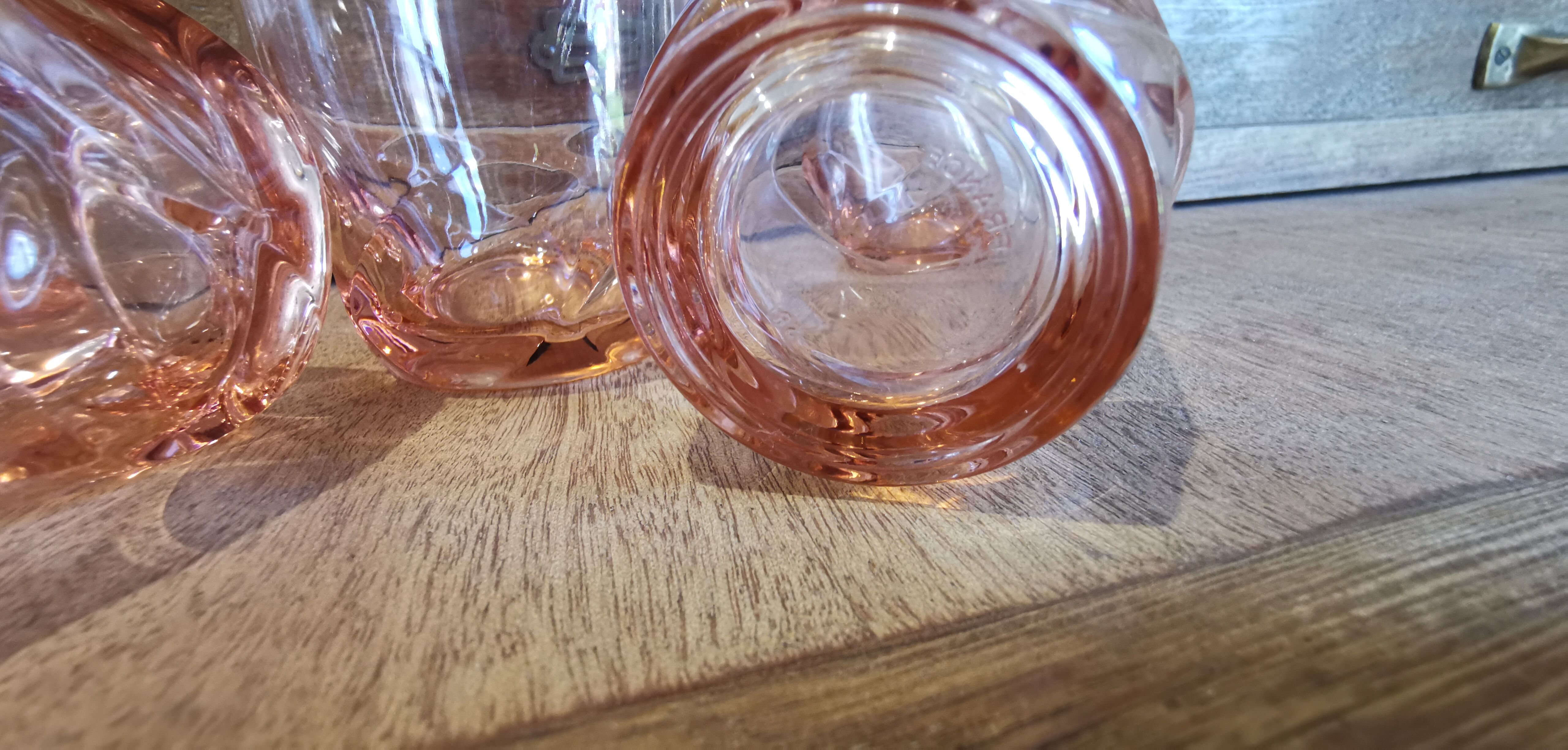 6 vintage pink glasses