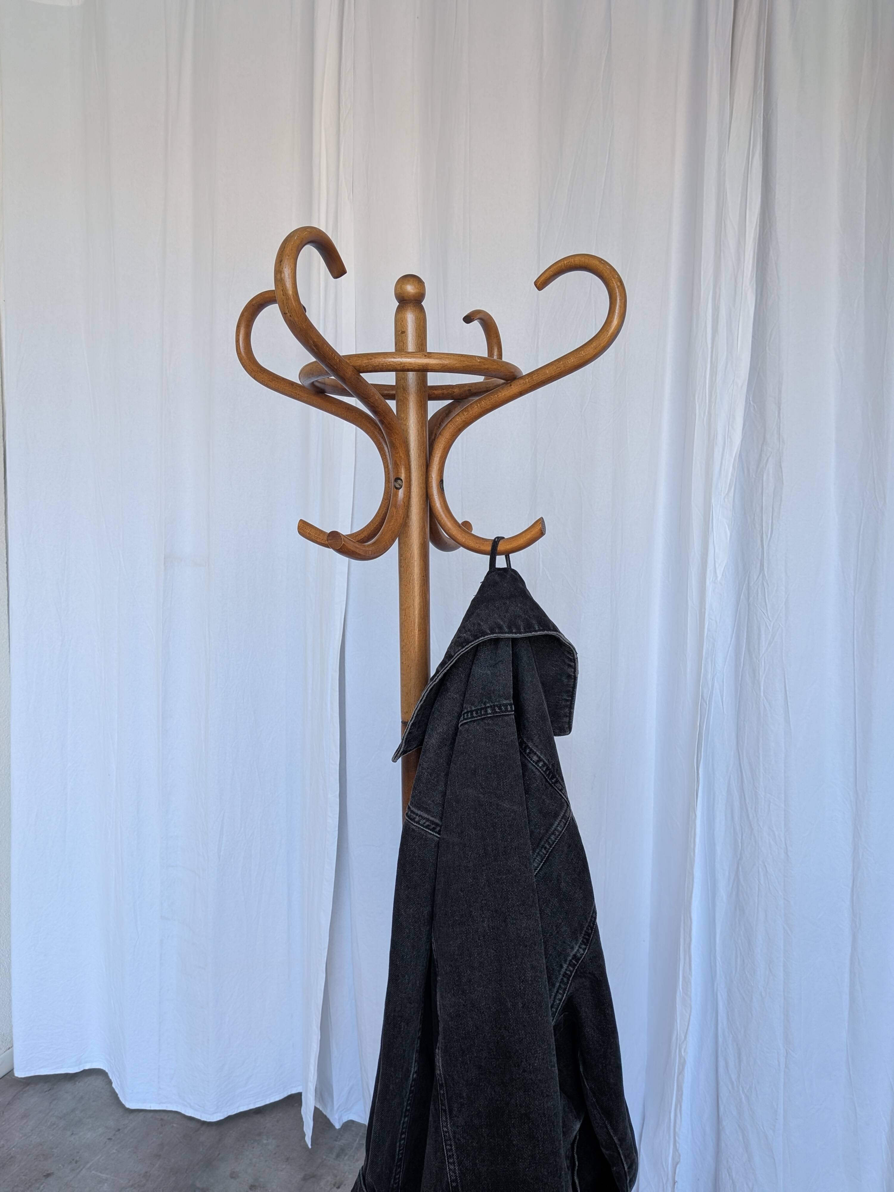 Porte-manteau vintage en bois cintré, arbre à hall Thonet, meuble d'entrée en bois foncé