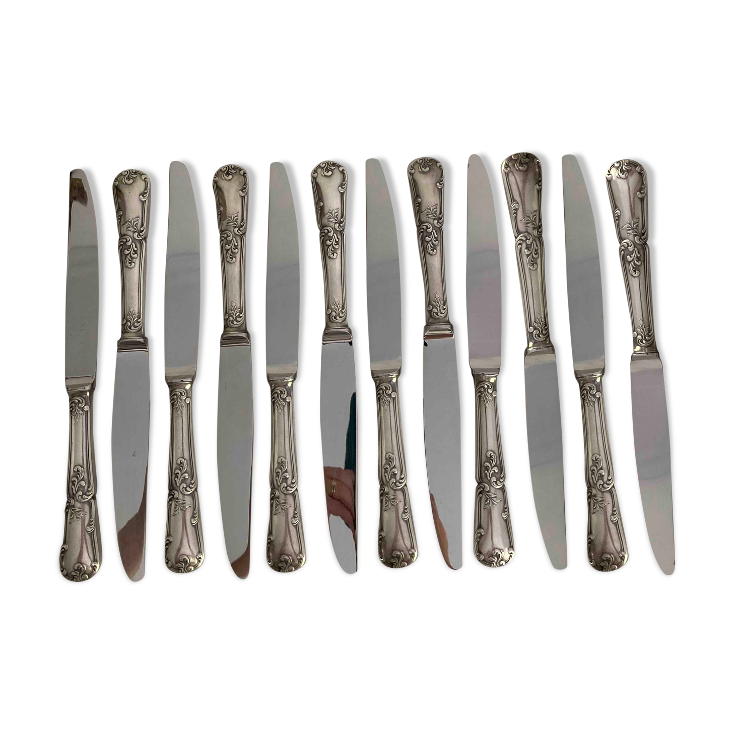 Silver metal knives Frionnet