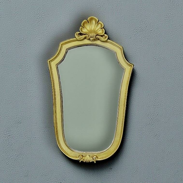 Antique wall mirror in gilded resin – back in red velvet