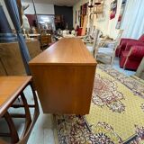 Small vintage row