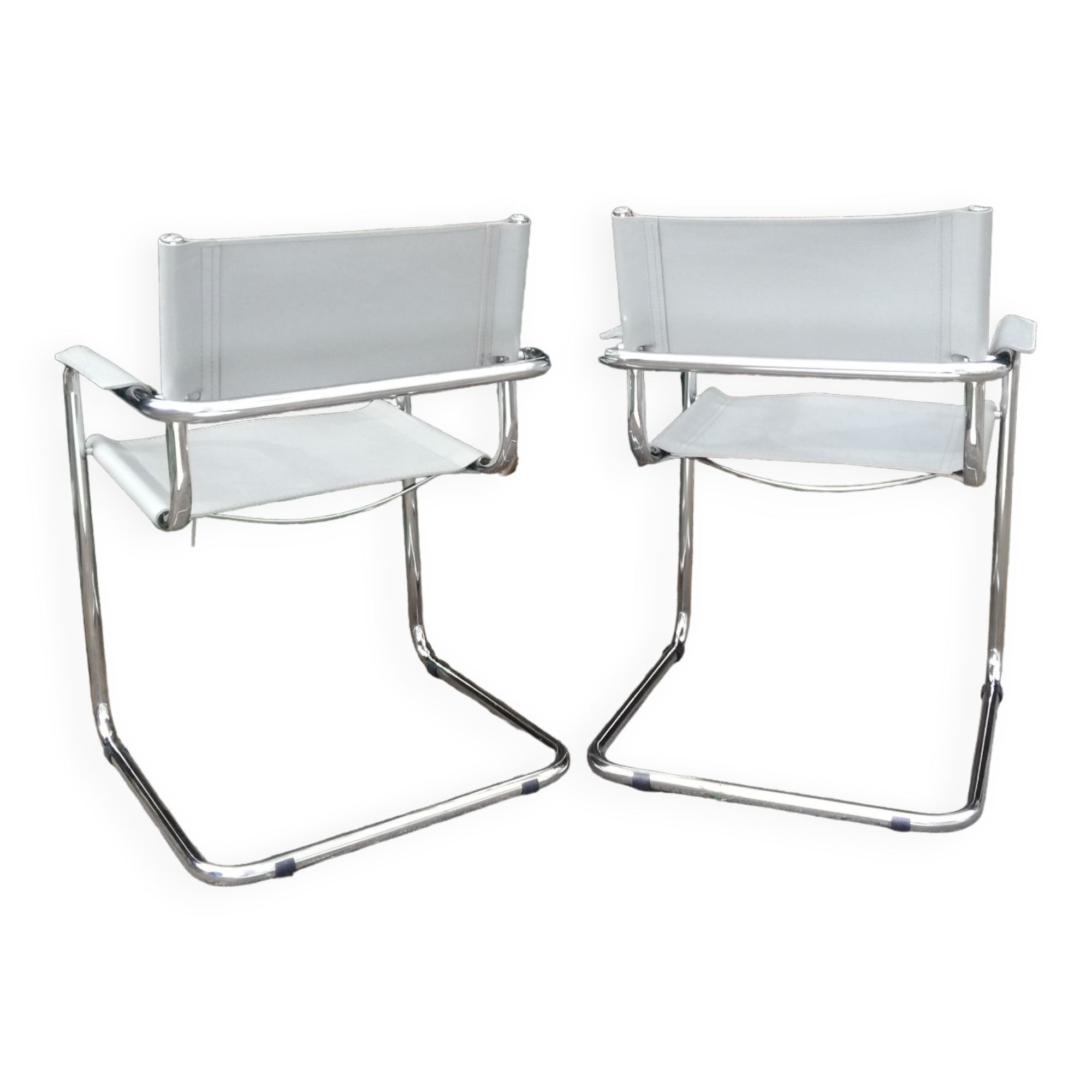 Pair of cantilever armchairs in grey leather made in italy