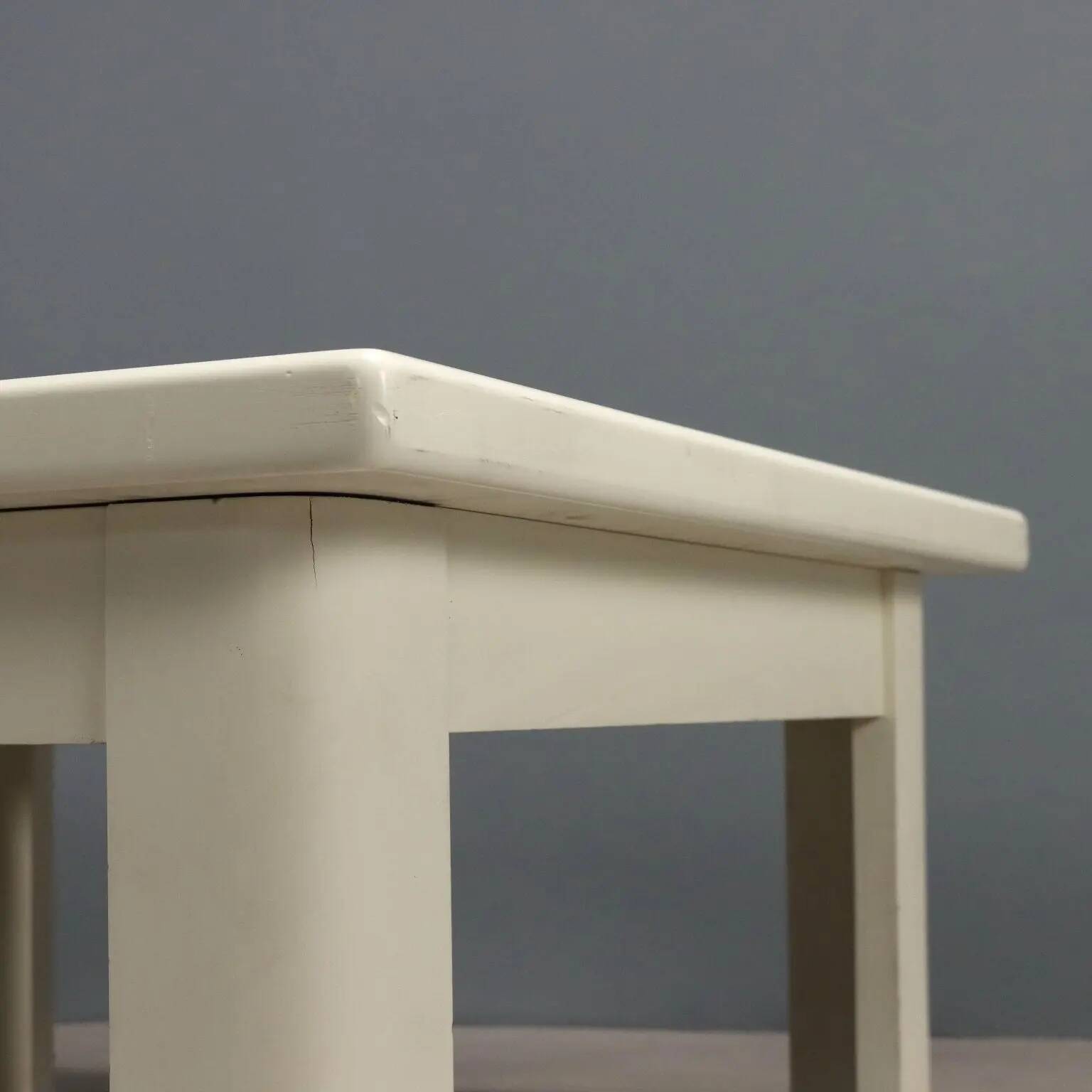 Vintage white lacquered wooden coffee table, designer, Italy, 1970s.