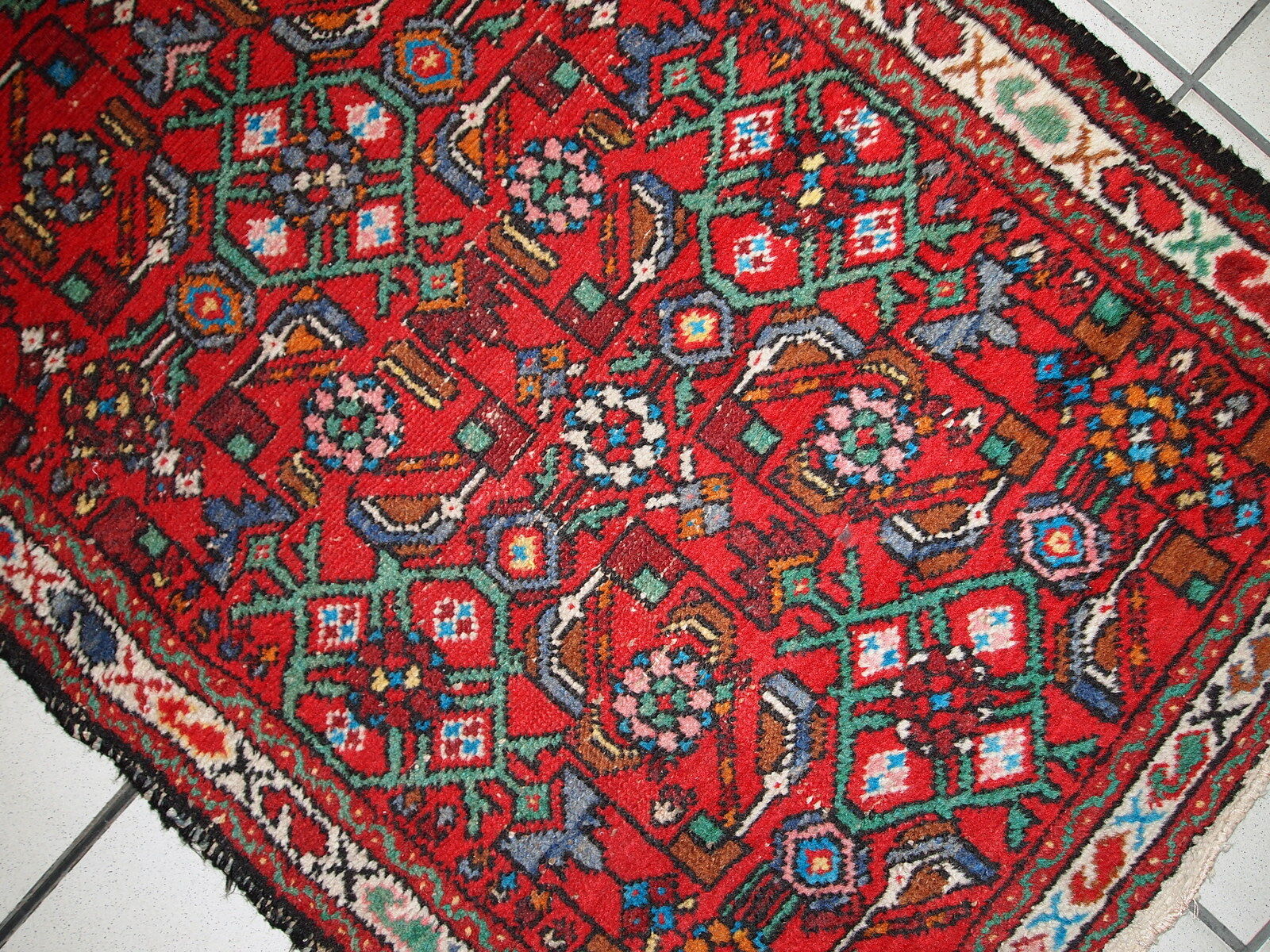 Vintage Persian Hamadaan done hand 78cm x 193cm carpet 1970 s