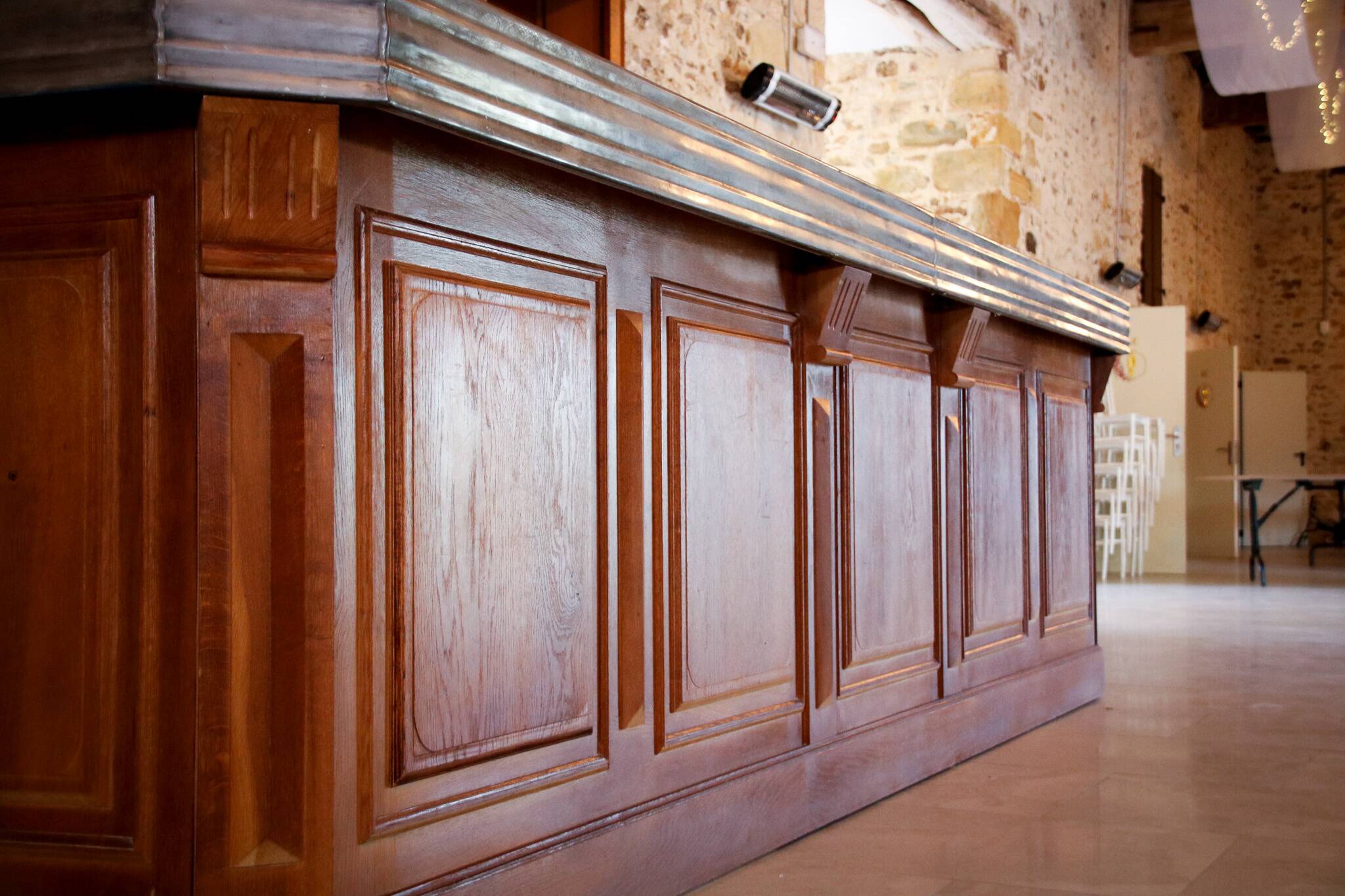5m solid oak bar