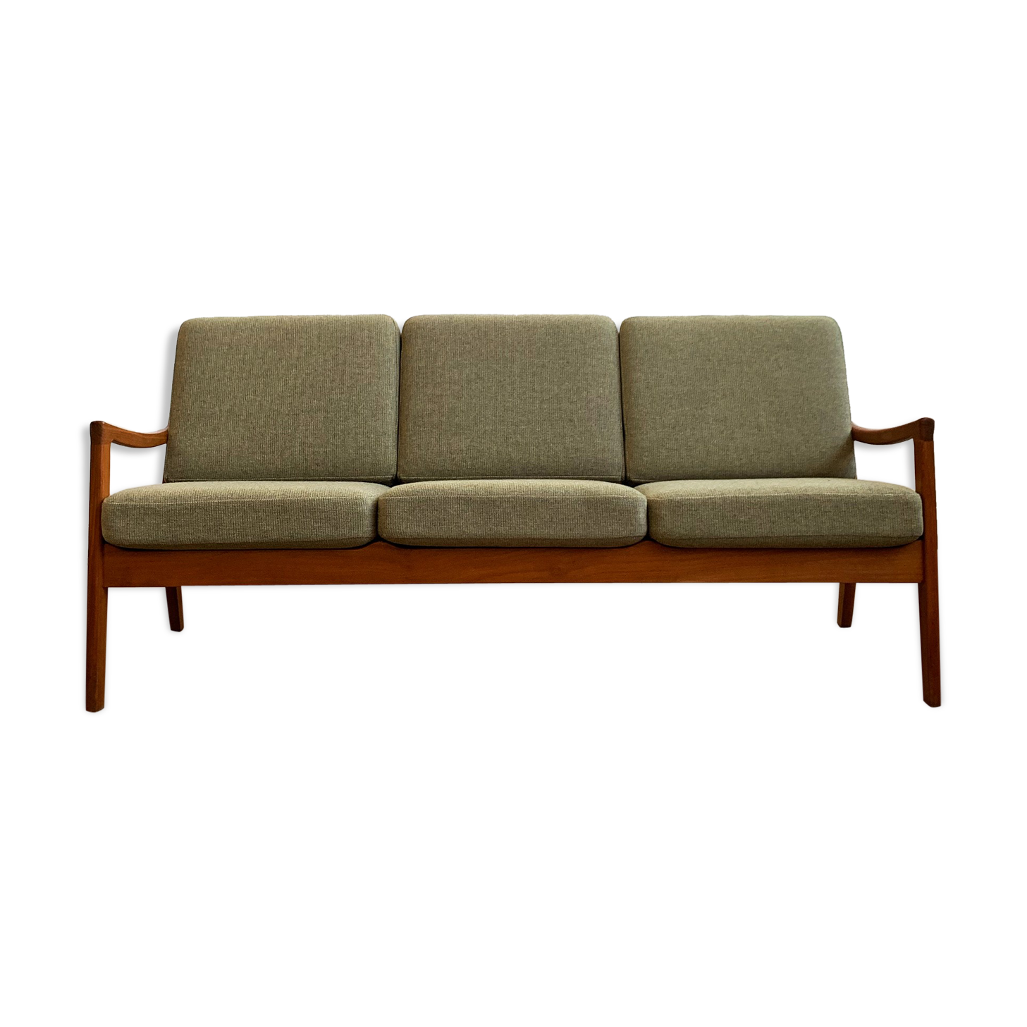 Mid-century modern teak sofa, senator series by Ole Wanscher for Cado