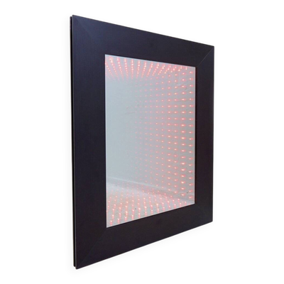 Miroir infini avec cadre en métal noir - Italie