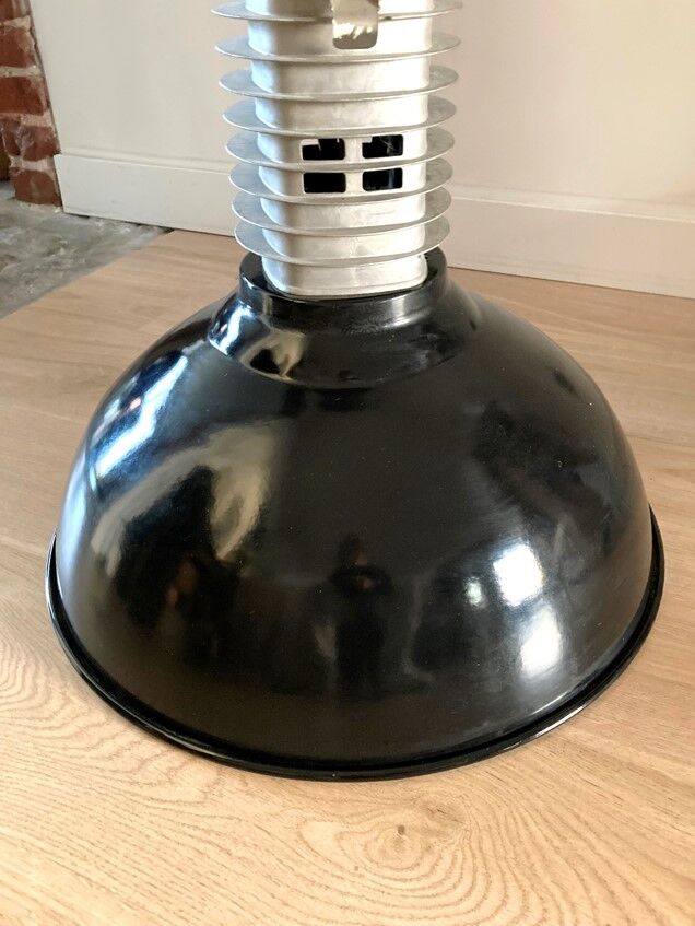 Suspension industrielle Philips