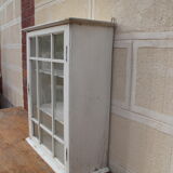 Glazed toilet cabinet