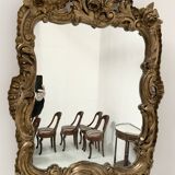 Louis XV mirror in carved gilded wood, late 18th century