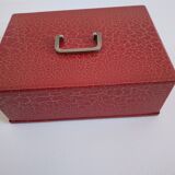 Keyed industrial metal body