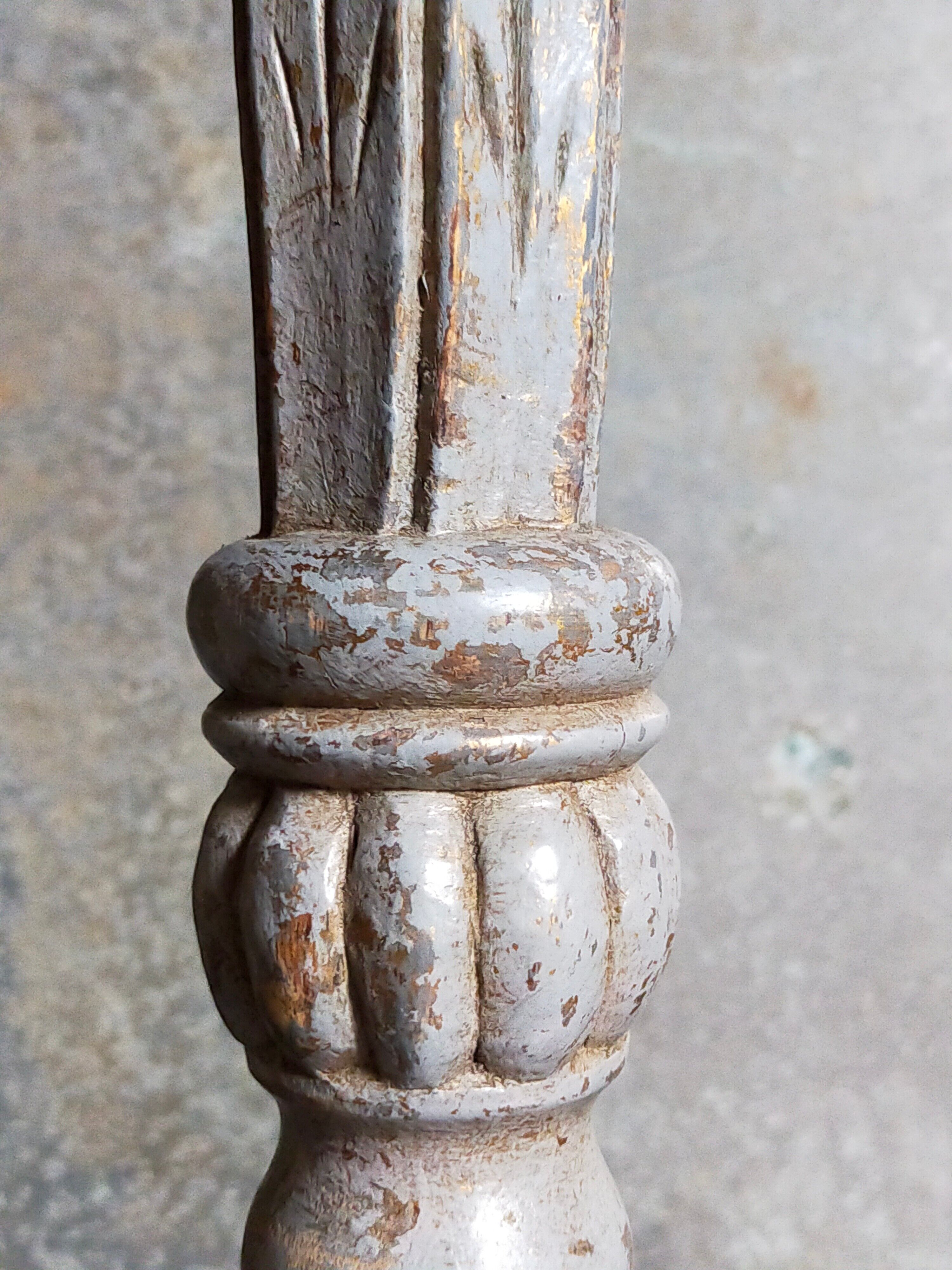 Foot of lamp turned wood carved patina old nineteenth