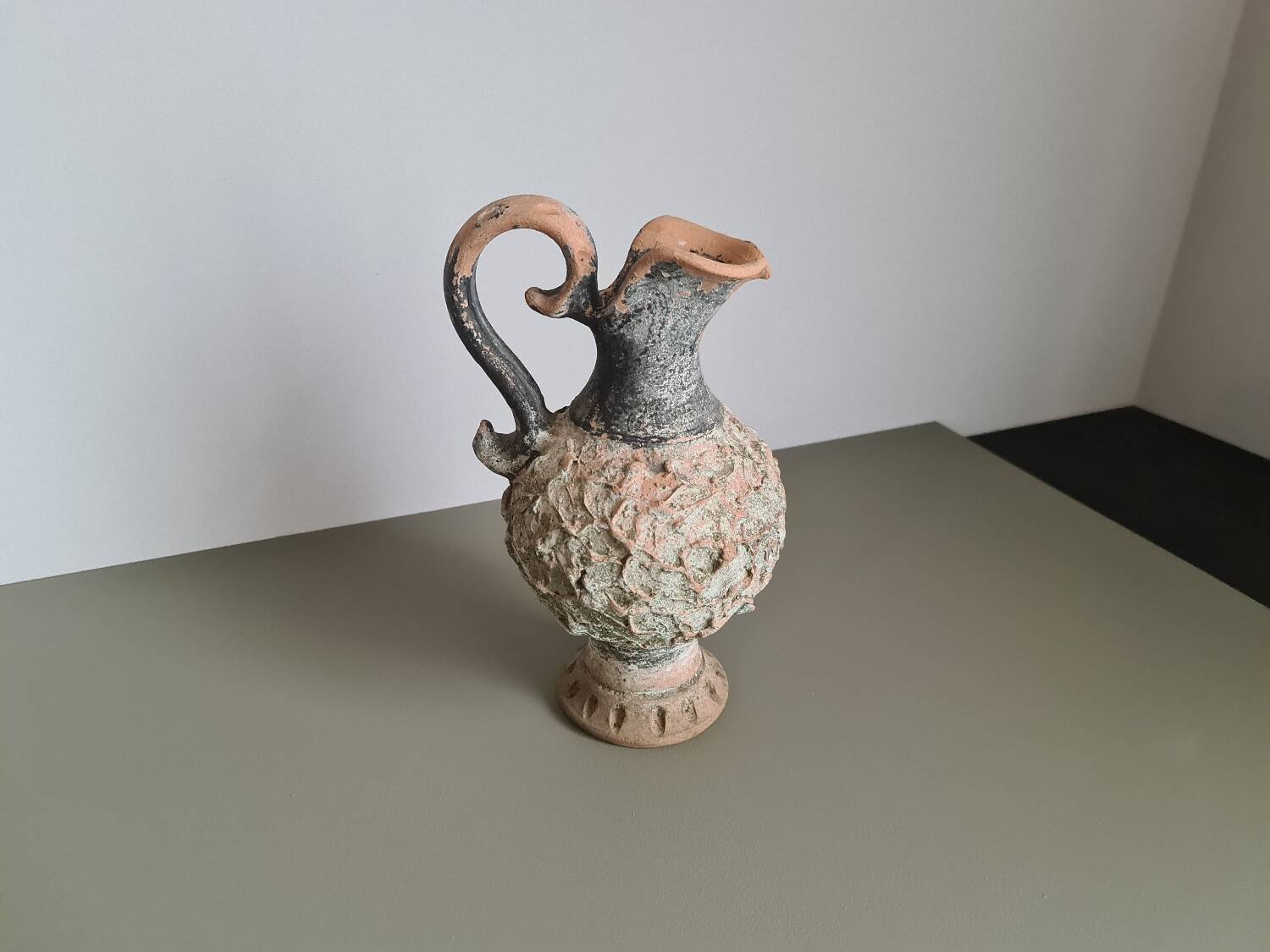 Brutalist terracotta pitcher vase signed / 1970 / ceramic / vintage